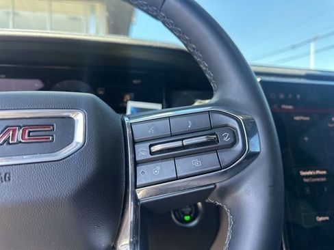 Used 2024 GMC Acadia Elevation w/ Luxury Package FWD image 33