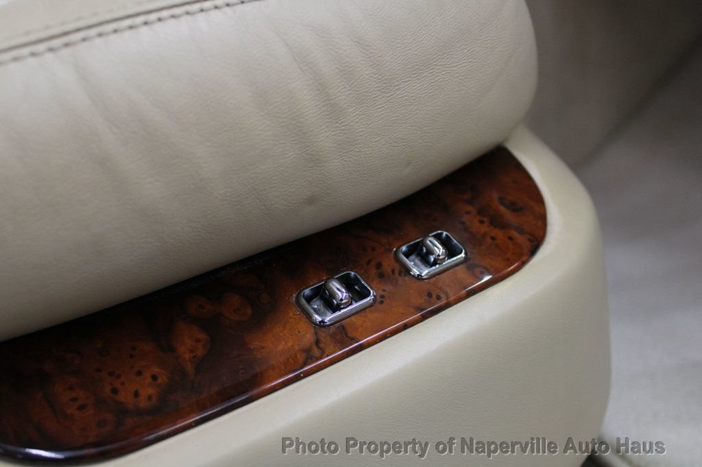 Used 2004 Bentley Arnage T RWD image 53