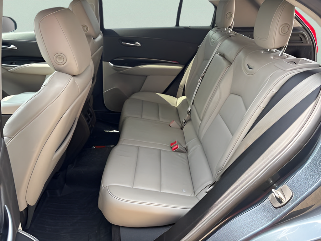 Used 2019 Cadillac XT4 Premium Luxury w/ Cold Weather Package FWD image 30