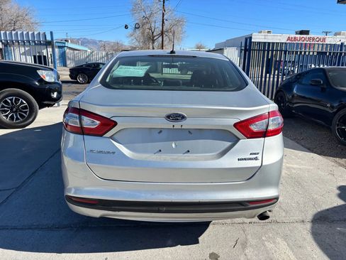 Used 2014 Ford Fusion SE image 5