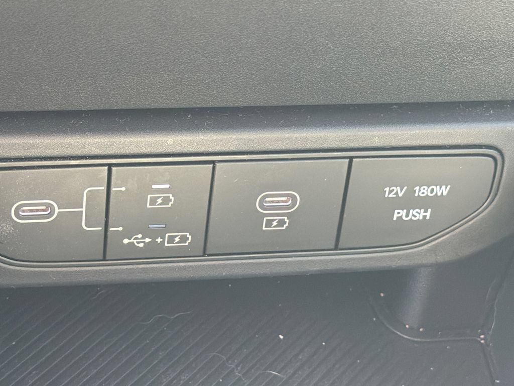Used 2025 Kia K4 FWD image 31