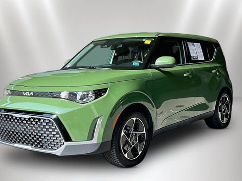 Used 2023 Kia Soul EX FWD image 3