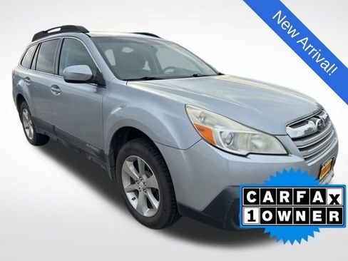 Used 2013 Subaru Outback 2.5i Limited w/ Moonroof Pkg image 1