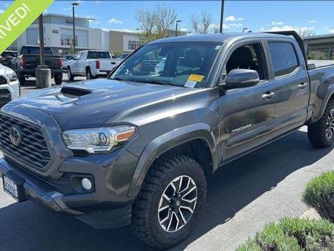 Used 2022 Toyota Tacoma TRD Sport image 1