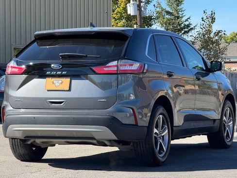 Used 2023 Ford Edge SEL w/ Convenience Package image 6