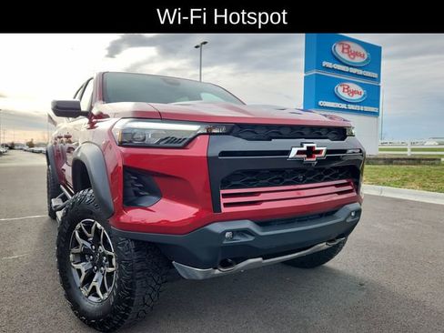 Used 2024 Chevrolet Colorado ZR2 w/ Technology Package image 13