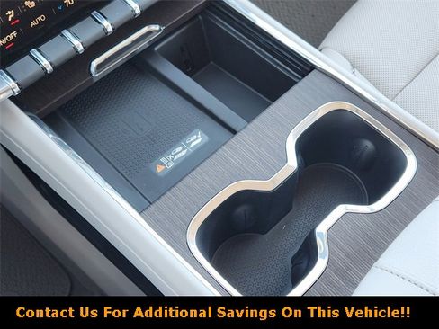 New 2026 GMC Acadia Denali w/ Super Cruise Package image 15