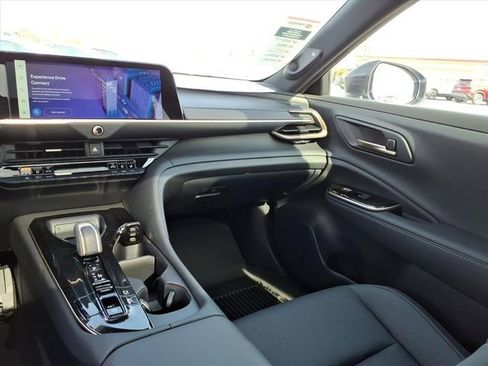 New 2026 Toyota Crown Limited w/ Advanced Technology Package image 19