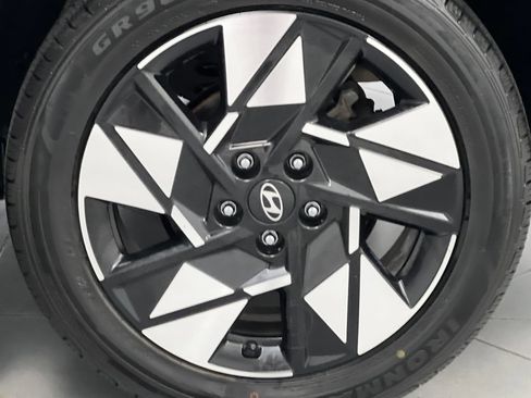 Used 2025 Hyundai Kona SEL FWD image 66