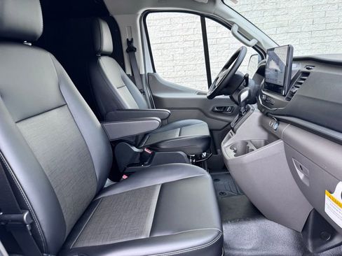 New 2026 Ford Transit 250 Low Roof AWD image 13