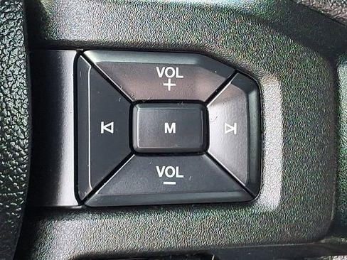 Used 2017 Ford F150 XLT w/ Equipment Group 302A Luxury image 22