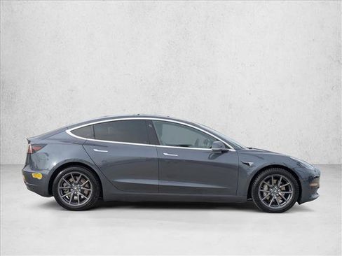 Used 2020 Tesla Model 3 Long Range image 4