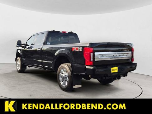 Used 2020 Ford F350 Platinum AWD/4WD image 3