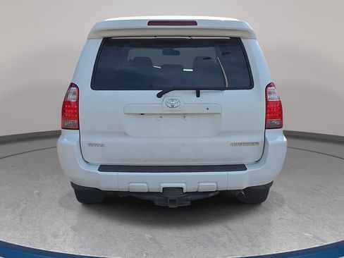 Used 2007 Toyota 4Runner Limited AWD/4WD image 6