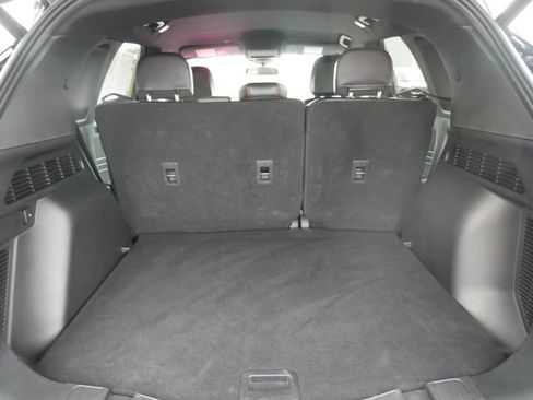 Certified 2024 Ford Escape ST-Line AWD/4WD image 6