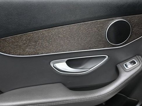 Used 2019 Mercedes-Benz C 300 4MATIC Sedan image 10