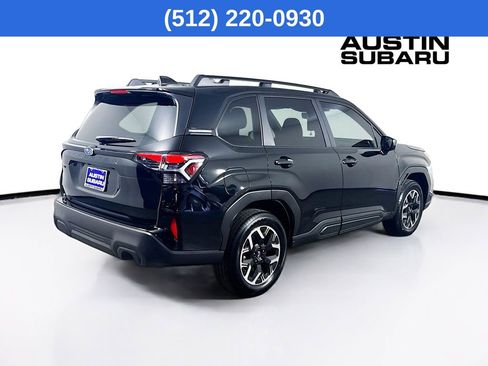 Certified 2025 Subaru Forester Premium w/ Convenience Package #1 AWD/4WD image 8