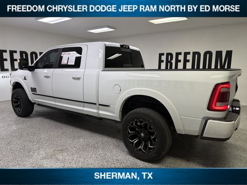 Used 2024 RAM 2500 Limited AWD/4WD image 6