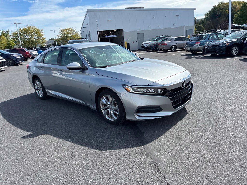 Used 2018 Honda Accord LX image 2
