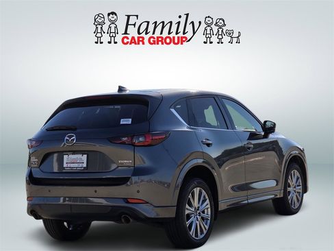 Used 2022 MAZDA CX-5 Signature image 4