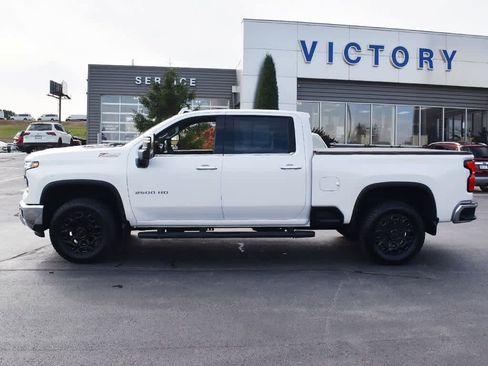 Used 2024 Chevrolet Silverado 2500 LTZ w/ LTZ Plus Package image 2