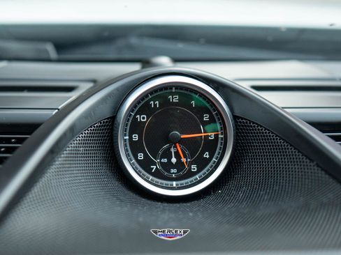 Used 2016 Porsche Panamera 4 image 33