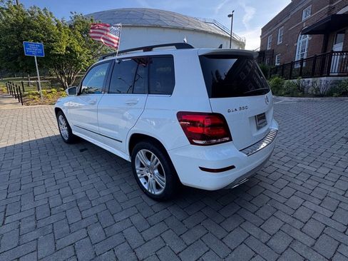 Used 2015 Mercedes-Benz GLK 350 4MATIC image 3