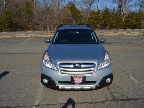 Used 2013 Subaru Outback 2.5i Limited w/ Moonroof Pkg image 9