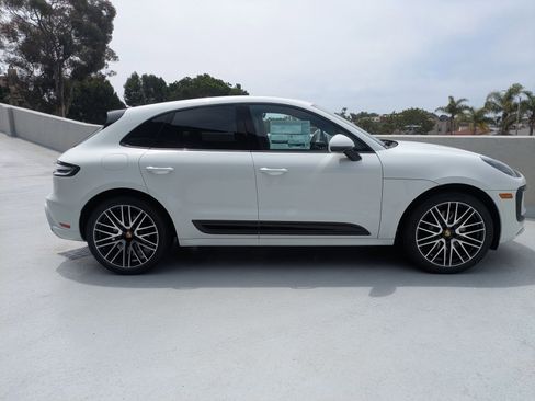 New 2025 Porsche Macan S image 8