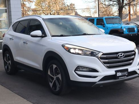 Used 2016 Hyundai Tucson Limited AWD/4WD image 6