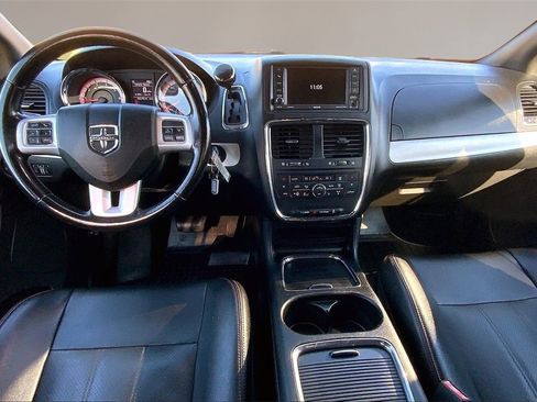 Used 2020 Dodge Grand Caravan GT image 14