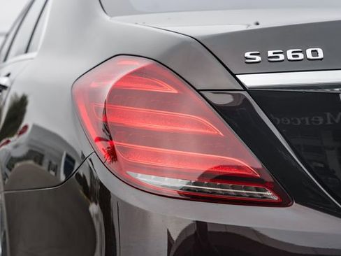 Used 2018 Mercedes-Benz S 560 4MATIC Sedan image 7