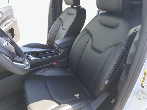 New 2026 Jeep Compass Limited w/ Sun, Sound & Navigation Group AWD/4WD image 15