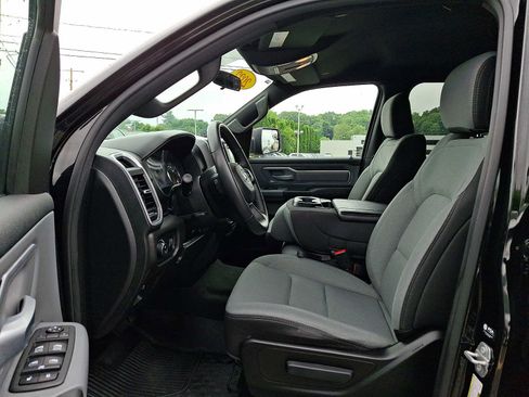Used 2022 RAM 1500 Big Horn AWD/4WD image 13