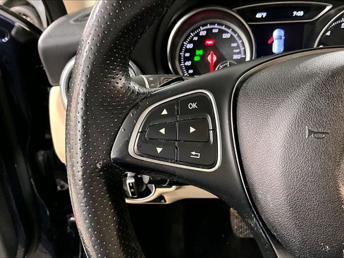 Used 2018 Mercedes-Benz GLA 250 image 19