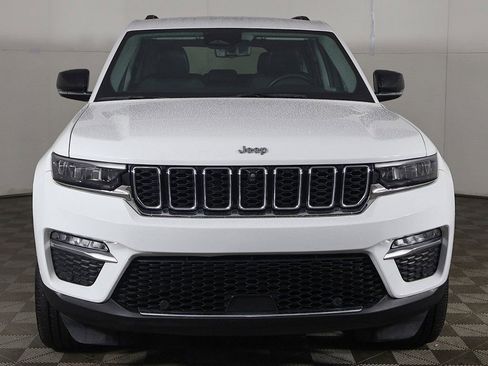 Used 2023 Jeep Grand Cherokee Limited w/ Luxury Tech Group II AWD/4WD image 13