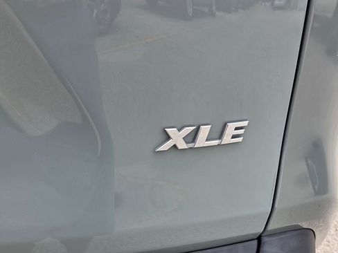 Used 2020 Toyota RAV4 XLE Premium FWD image 14