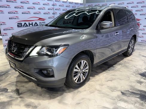 Used 2019 Nissan Pathfinder SV image 54