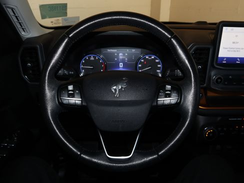 Certified 2023 Ford Bronco Sport Badlands image 24