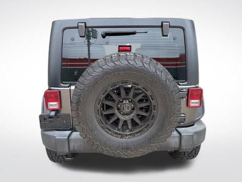 Used 2017 Jeep Wrangler Unlimited Sport AWD/4WD image 4