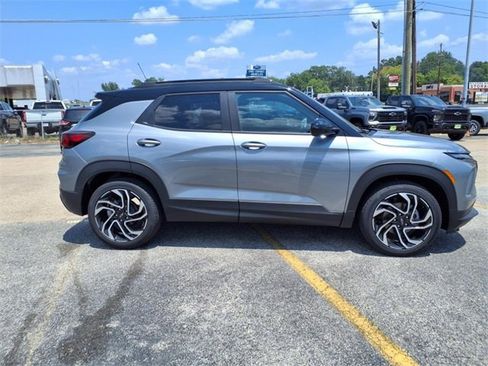 New 2026 Chevrolet TrailBlazer RS w/ Convenience Package image 2