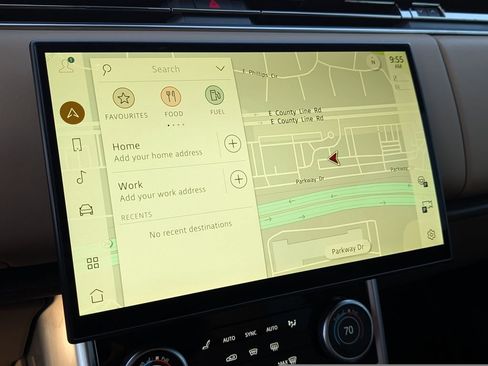 Used 2023 Land Rover Range Rover SE image 27