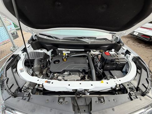 Used 2025 Chevrolet Equinox LT AWD/4WD image 31