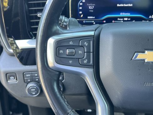 Used 2022 Chevrolet Silverado 1500 LTZ AWD/4WD image 12