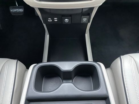 New 2026 Honda Odyssey Touring image 20