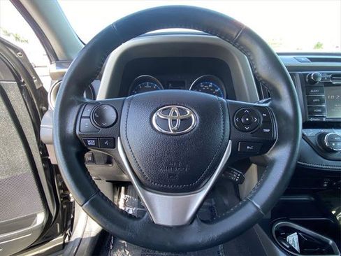 Certified 2018 Toyota RAV4 XLE FWD image 23