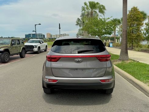 Used 2017 Kia Sportage LX AWD/4WD image 4