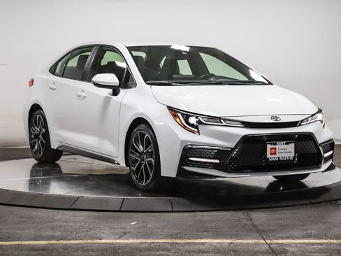 Certified 2022 Toyota Corolla SE FWD image 6