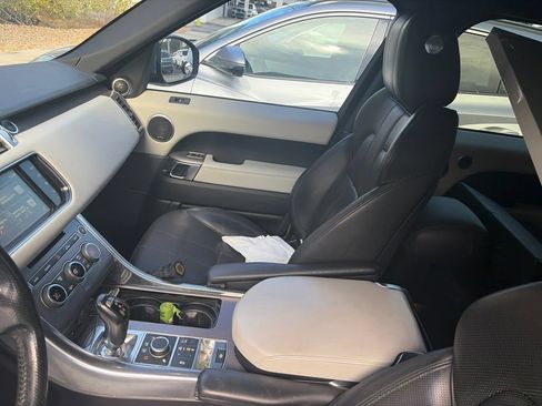 Used 2016 Land Rover Range Rover Sport HSE AWD/4WD image 7