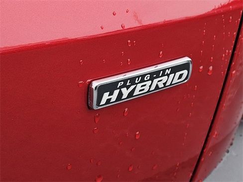 Used 2024 Ford Escape SE w/ PHEV Premium Package image 16